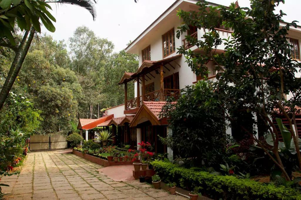 Villa Serena Bangalore Eksteriør bilde