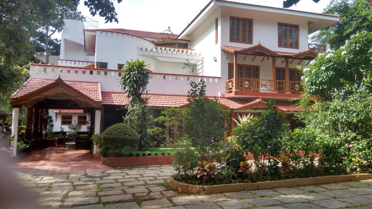 Villa Serena Bangalore Eksteriør bilde